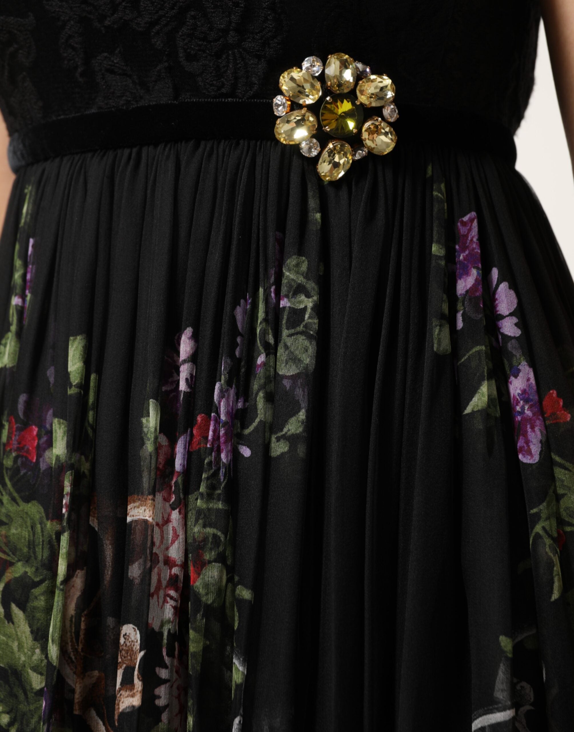 Black Floral Key Print Crystal Strapless Dress - ventzia