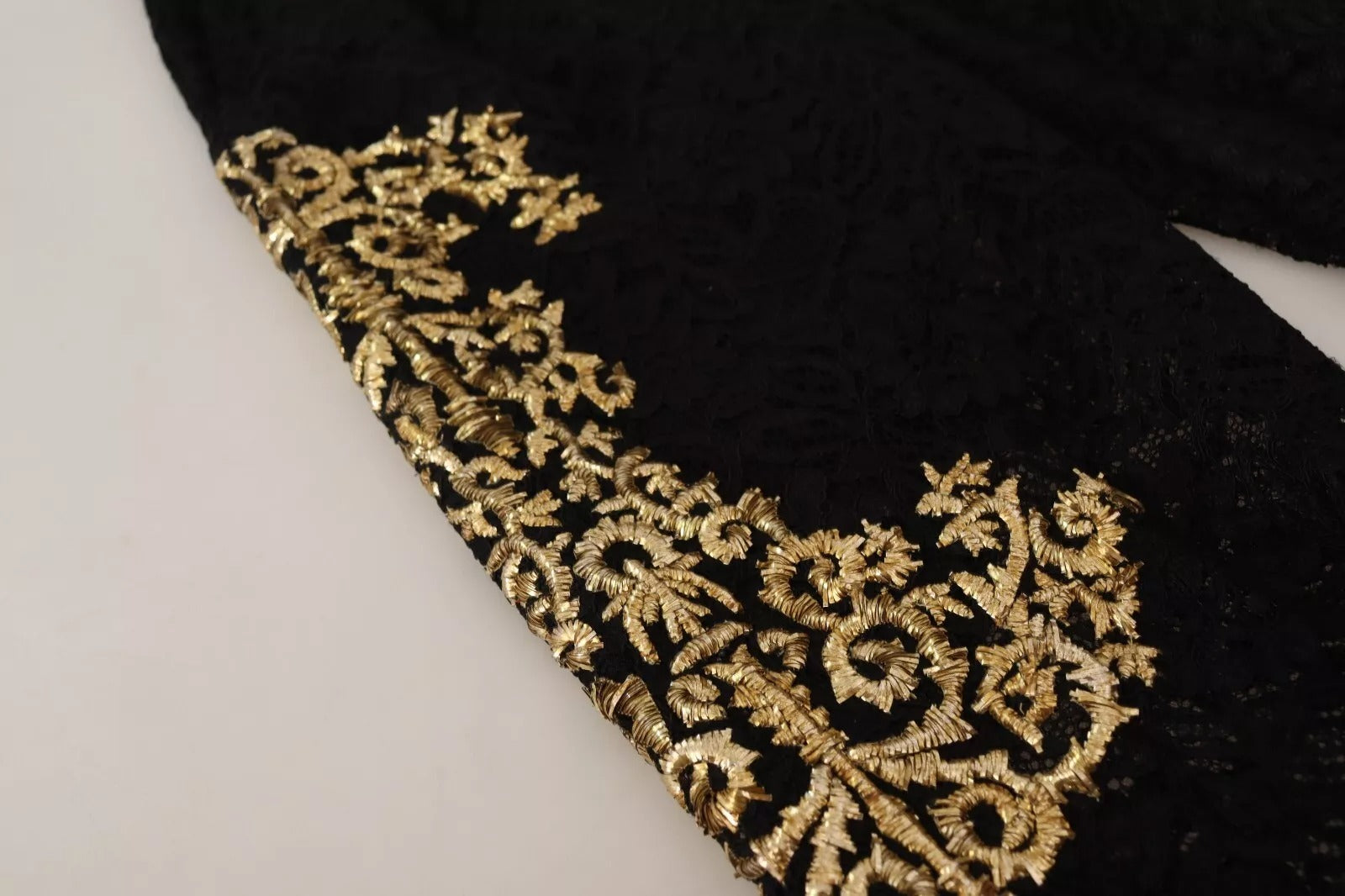 Black Lace Gold Baroque SPECIAL PIECE Shorts - ventzia