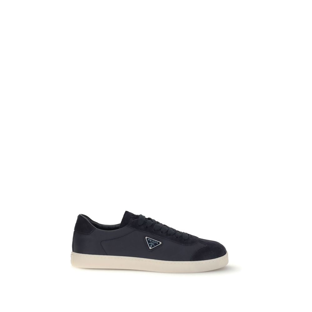 Leather Sneakers - ventzia