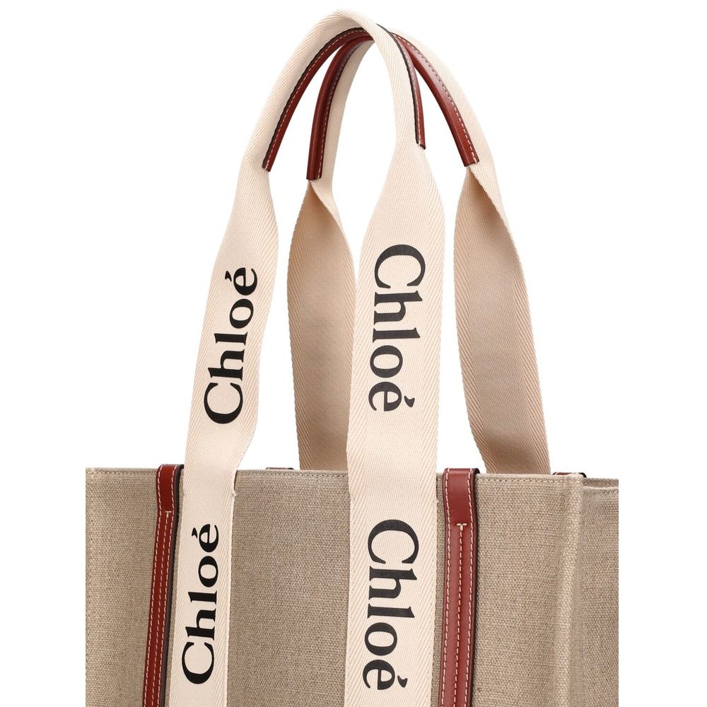 Chloe Woody Medium Tote Bag - ventzia