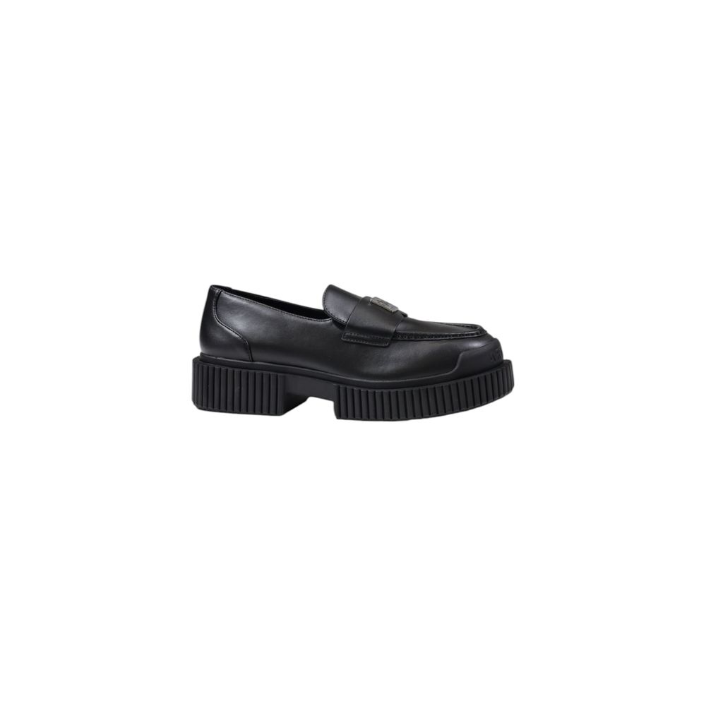 Black Leather Platform - ventzia