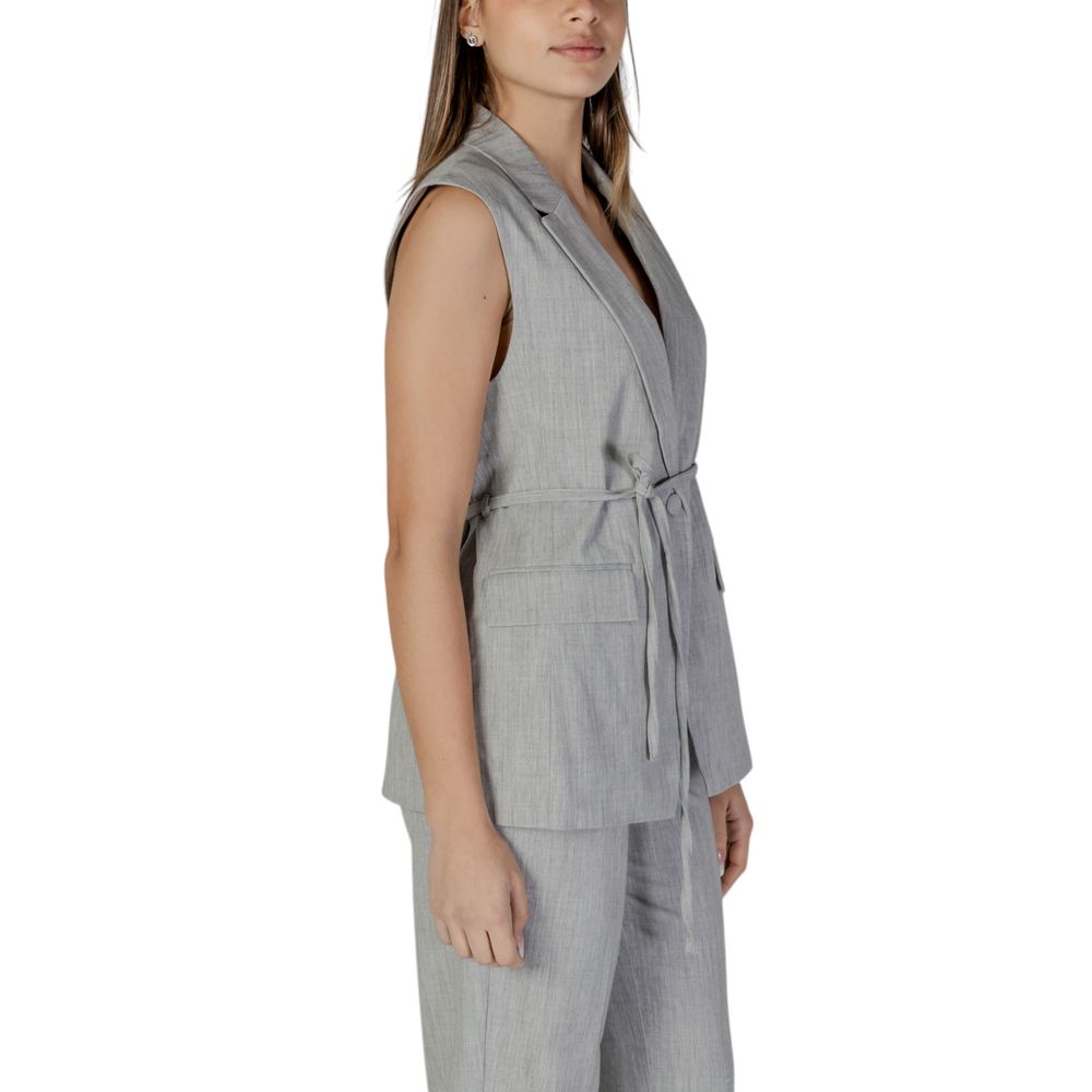 Gray Recycled Polyester Waistcoat - ventzia