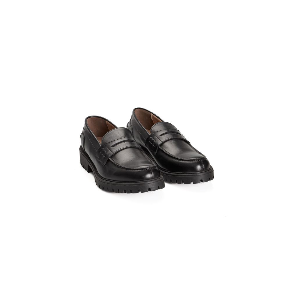 Black Calfskin Men Loafer - ventzia