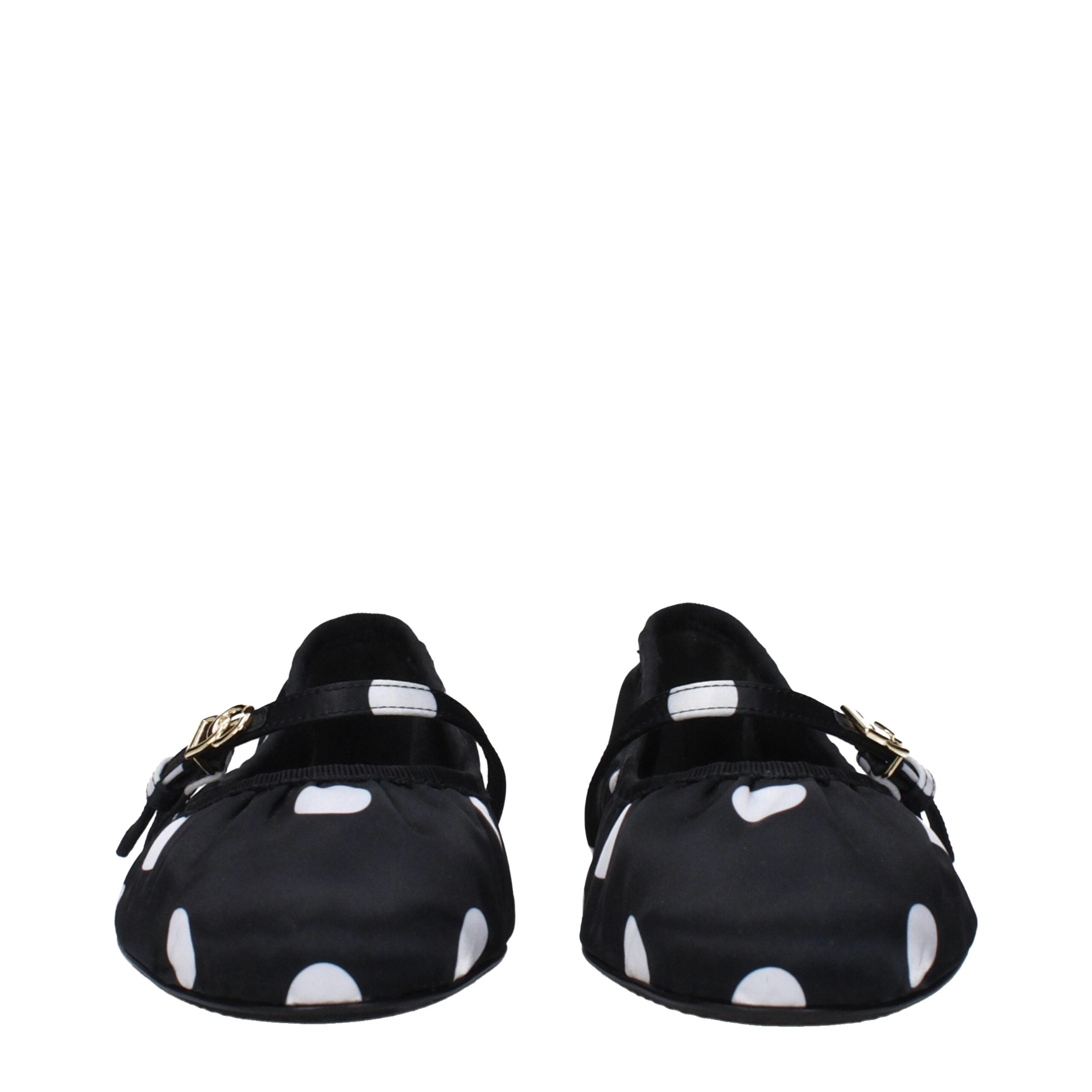 Black Fabric Ballet Flats - ventzia